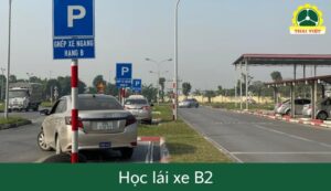 Học lái xe B2: Đăng ký, điều kiện, cách học thực hành lái xe B2